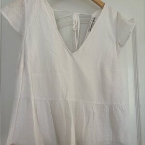 Abercrombie & Fitch White V-Neck Top